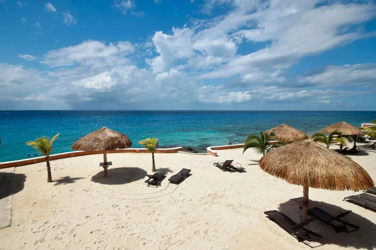 Peninsula Grand Condos By Rentals Your Way Cozumel
